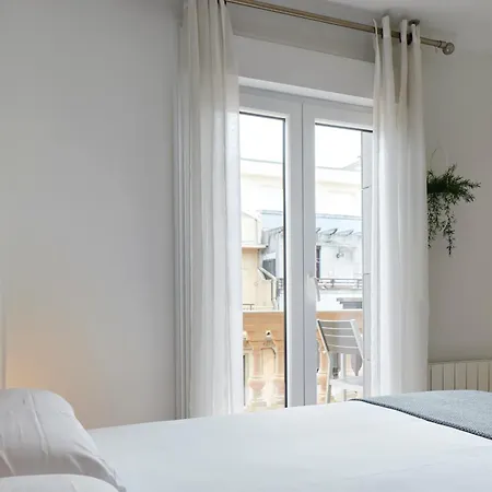 Always Easy I Carquizano Apartment